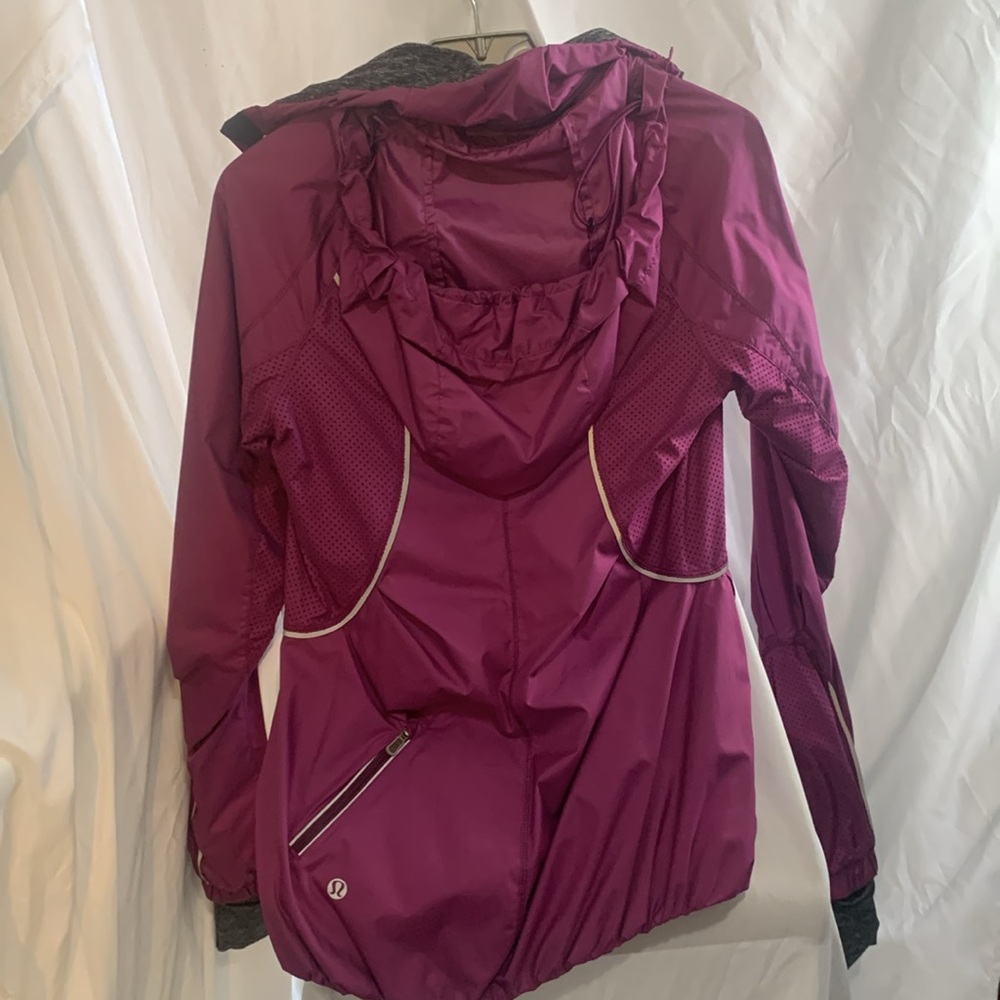 Lululemon Jacket - Picture 4 of 4